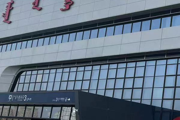 沈陽(yáng)鋁單板制作加工中的常見問題及解決方案:提升產(chǎn)品質(zhì)量的關(guān)鍵因素